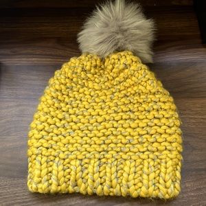 EXPRESS KNIT YELLOW BEANIE WITH BOB